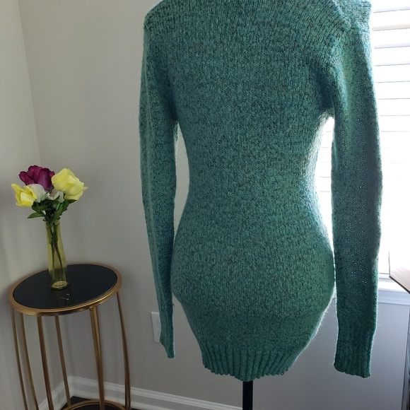 Green demanding pull over sweater by say what - Picture 3 of 3
